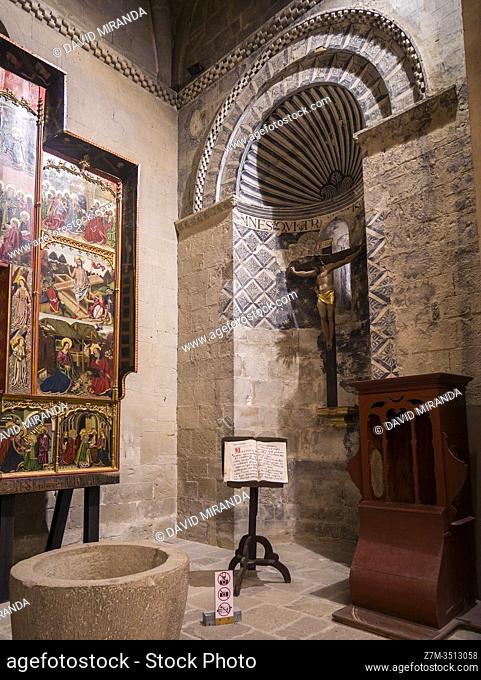 Iglesia de Santa María. Santa Cruz de la Serós. Huesca. Aragón. Pirineos. España