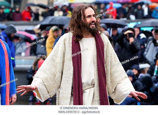 The members of Wintershall Estate re-enact the Passion of Jesus Christ inTrafalgar Square to mark Good Friday. The performance depicts the last hours in the...