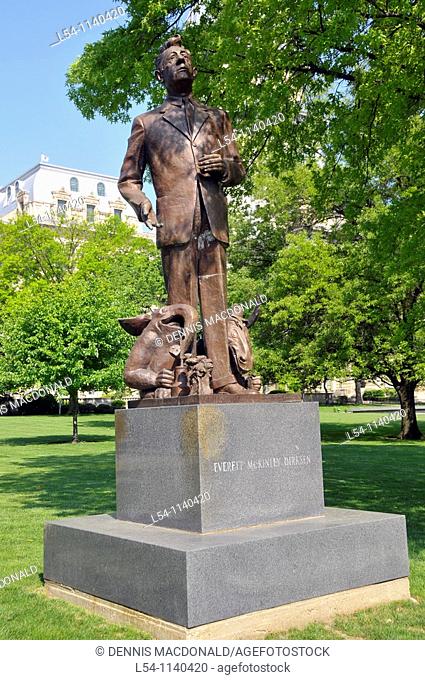 Everett Dirksen statue in front of Illinois State Capitol Building Springfield Illinois