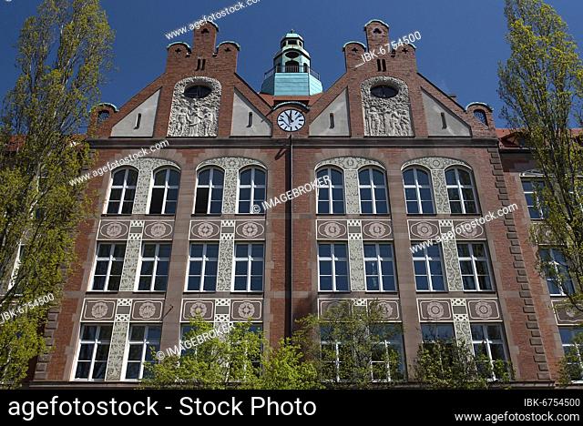 Main facade of the Dr.Theo Schöller Elementary School, built in 1900, Nuremberg, Middle Franconia, Bavaria, Germany, Europe
