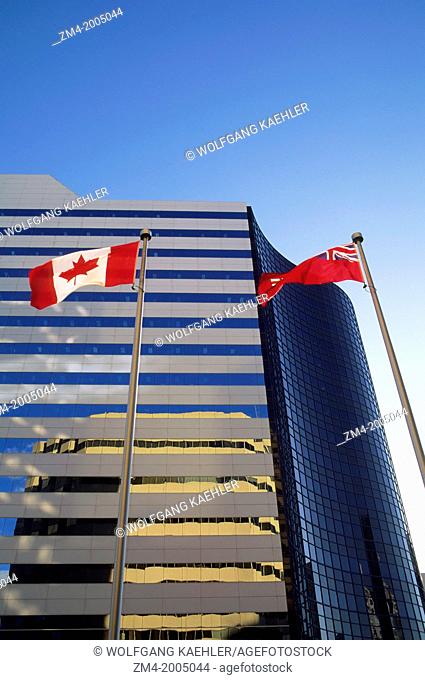 CANADA, ONTARIO, TORONTO, DOWNTOWN, MODERN ARCHITECTURE WITH FLAGS