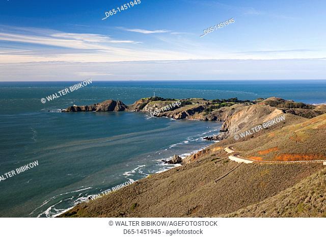 USA, California, San Francisco Bay Area, Marin Headlands, Golden Gate National Recreation Area, Point Bonita, morning