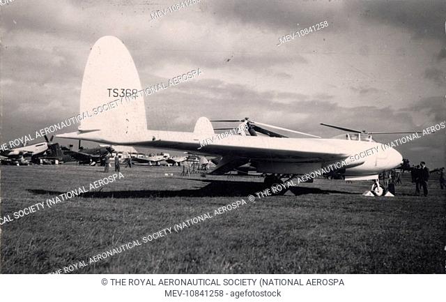 Armstrong Whitworth AW52, TS368, at Farnborough, September 1948