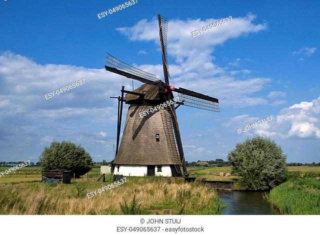 Oude Doornse mill is a windmill near Almkerk in the Dutch province Noord-Brabant
