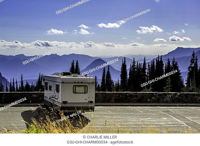 RV Overlooking Mountain View, Mount Rainier National Park, Washington, USA
