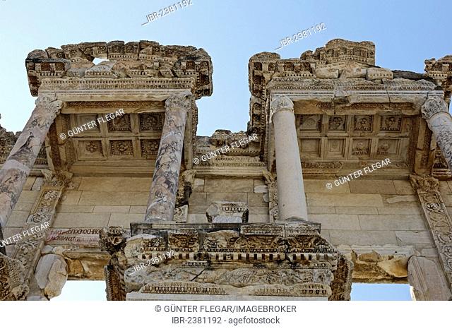 Facade and pillars of the Library of Celsus, UNESCO World Heritage Site, Ephesus, Ephesos, Efes, Izmir, Turkish Aegean, western Turkey, Turkey, Asia