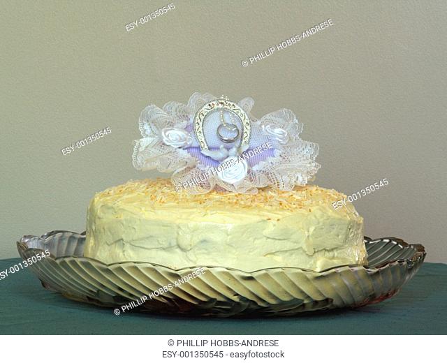 Portrait of a Honey Wedding cake