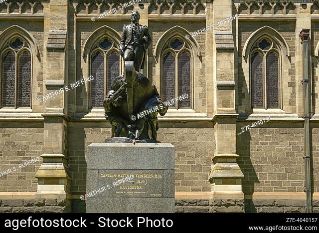 Monument to Captain Matthew Flinders, Navigator. St. Paul's Cathedral. Swanston Street. Melbourne, Victoria State, Australia