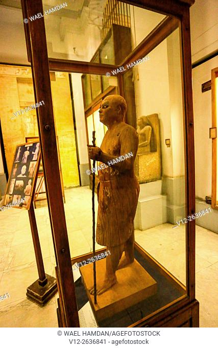 Egyptian civilization, Old Kingdom, Dynasty V. Sycamore wood statue of Ka-aper, known as Sheikh el Balad. From Saqqara. Cairo, Egyptian Museum