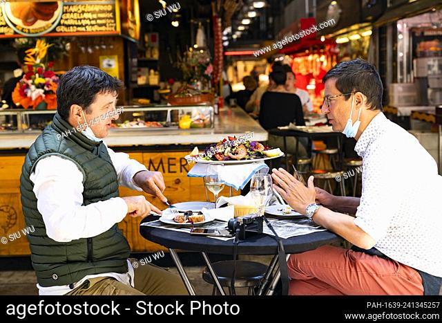 General picture of daily life returning to the streets of the city of Barcelona is seen on May 11, 2021 in Mercat de La Boqueria, Barcelona, Spain