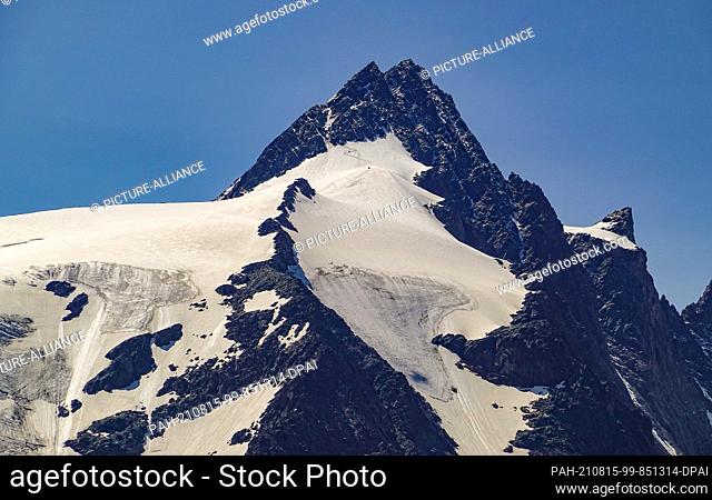 21 July 2021, Austria, Heiligenblut: The mountain Großglockner. The Großglockner is 3, 798 meters high and is therefore the highest mountain in the Alpine...