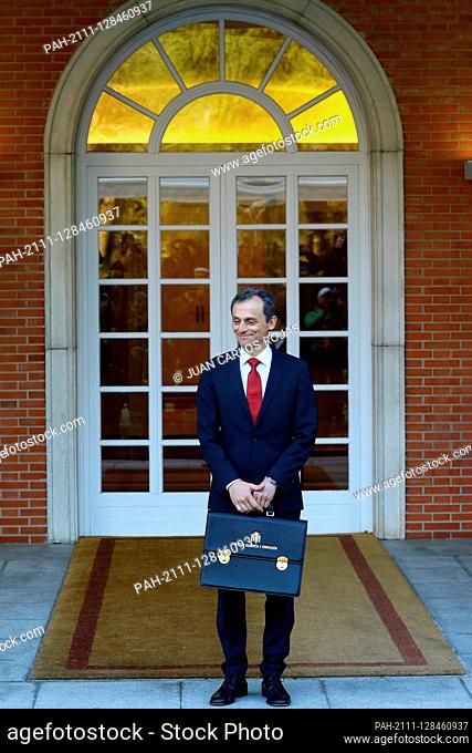 Madrid Spain; 14/01/2020.- Pedro Duque, Minister of Science and Innovation.Pedro Sanchez, president of Spain and his 22 ministers in a photo of the work team...