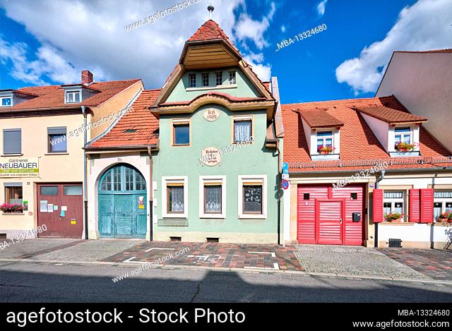 House facade, facade, floral decoration, decorative, Gärtnerstadt, Bamberg, Franconia, Bavaria, Germany, Europe