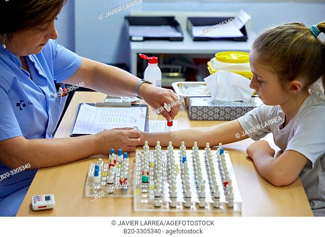 Skin tests with liquid extracts of allergens, Allergology, Pediatrics, Medical care, Hospital Donostia, San Sebastian, Gipuzkoa, Basque Country, Spain