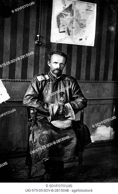 Baron roman feodorovich ungern-sternberg, white russian commander of anti-bolshevik forces in mongolia and lake baikal region, 1886-1921