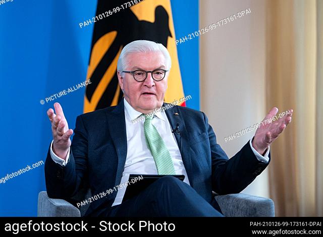 26 January 2021, Berlin: Federal President Frank-Walter Steinmeier and his wife exchange views with students on their situation during the Corona pandemic via...