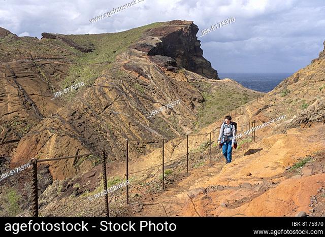 Hiker, volcanic peninsula Ponta da São Lourenço, rocky coast, cliffs, Punta de San Lorenzo, Madeira, Portugal, Europe