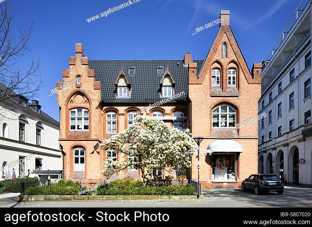 Wilhelminian style villa at the spa garden, Bad Oeynhausen, East Westphalia, North Rhine-Westphalia, Germany, Europe