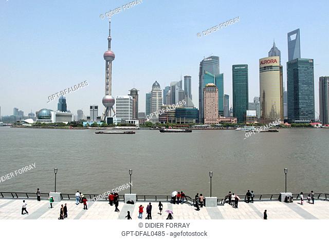 VIEW OF THE ORIENTAL PEARL TOWER AND THE PUDONG FINANCIAL DISTRICT SEEN FROM THE BUND, PUXI DISTRICT, SHANGHAI, PEOPLE’S REPUBLIC OF CHINA