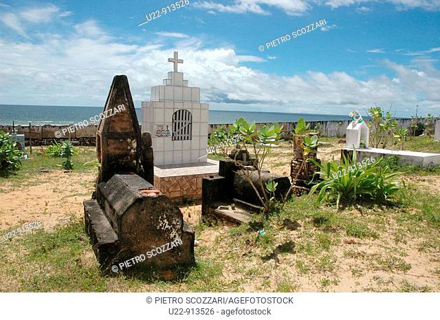 Jericoacoara (Ceara, Brazil): the cemetery, by the beach