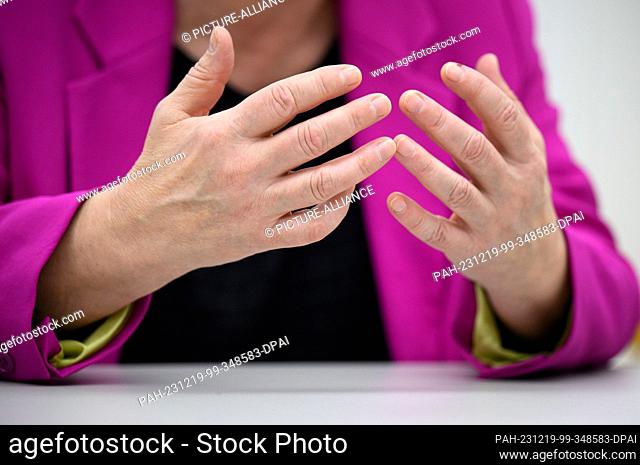 PRODUCTION - 19 December 2023, Berlin: Saskia Esken, leader of the SPD, sits in the news agency's Berlin newsroom during an interview with Deutsche...