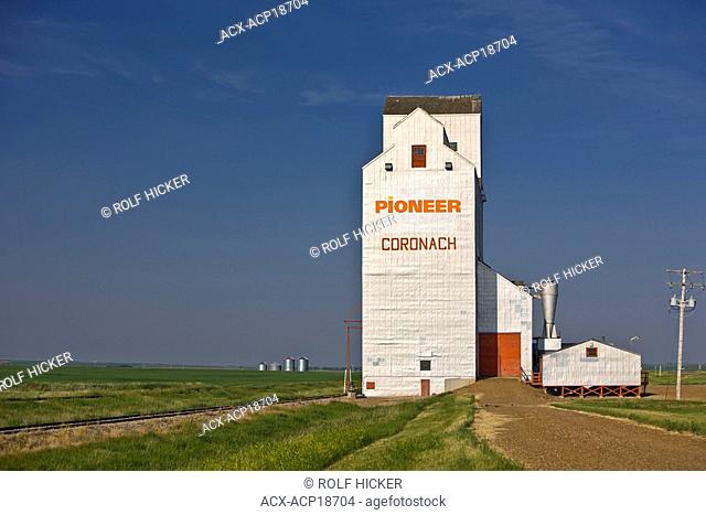Grain elevator in the town of Coronach in the Big Muddy Badlands region of southern Saskatchewan, Canada