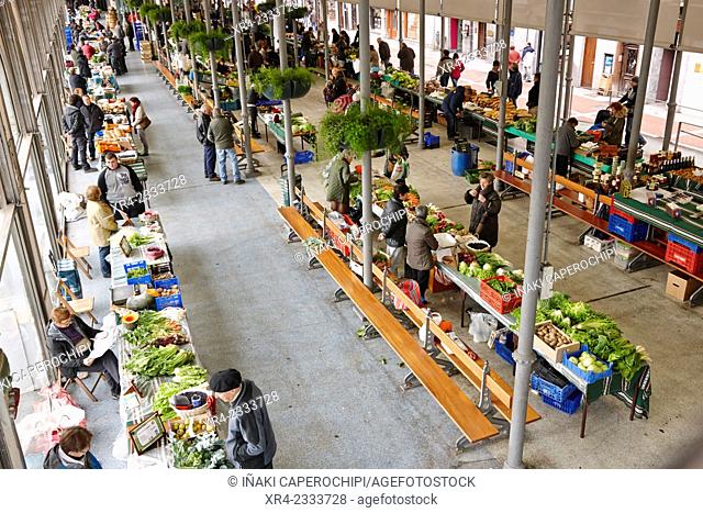 Weekly market, Mercado del Tinglado, Tolosa, Gipuzkoa, Basque Country, Spain