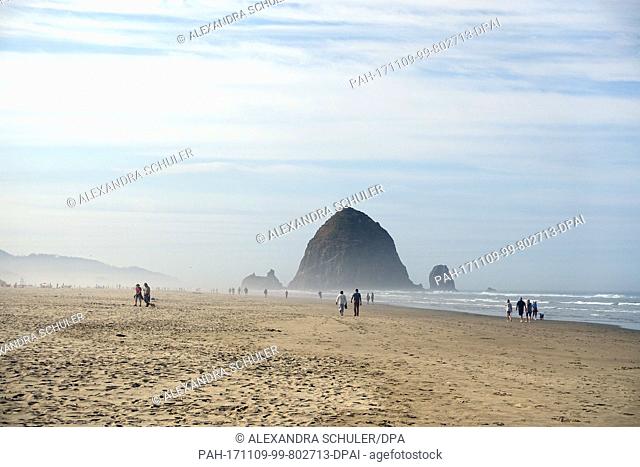 View of the Haystack Rock at the Southern end of Cannon Beach, US, 3 September 2017. The Haystack Rock is a 72-meter-high monolith at the coast of Oregon in the...