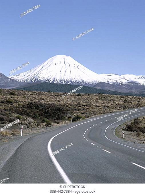 Mount Ngarahoe, Tongariro National Park, Tongariro, North Island, New Zealand