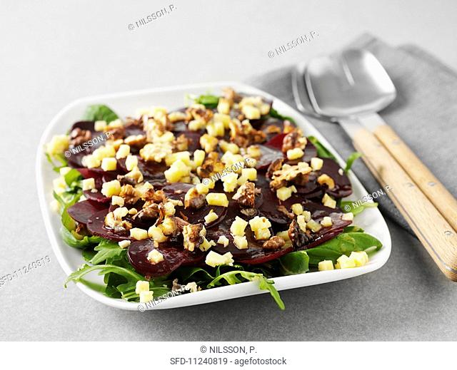 Beetroot salad with walnuts and cubes of V