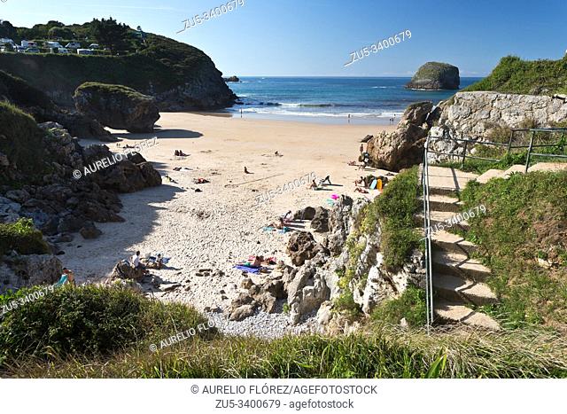 Troenzo beach is located in the town of Celorio, municipality of Llanes (Asturias, Spain). It is framed on the beaches of the Costa Verde and is considered...