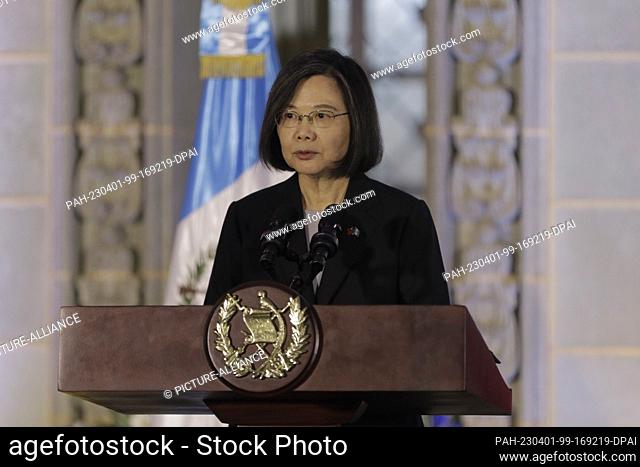 31 March 2023, Guatemala, Guatemala-Stadt: Tsai Ing-wen, President of Taiwan, attends a press conference with the President of Guatemala at the National Palace