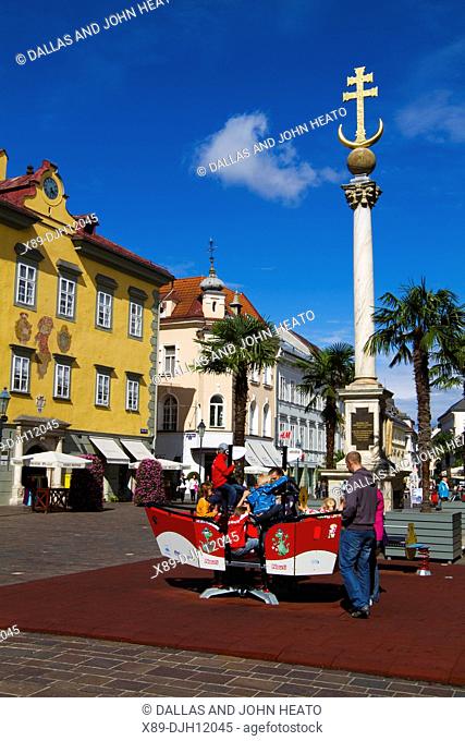 Europe, Austria, Carinthia, Klagenfurt am Worthersee, Alter Platz, Trinity Column, Old Town Hall