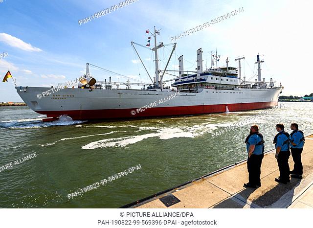 22 August 2019, Lower Saxony, Wilhelmshaven: The target ship ""Cap San Diego"", participating in the NITEX (Niedersächsische Terrorismusabwehr Excercise)