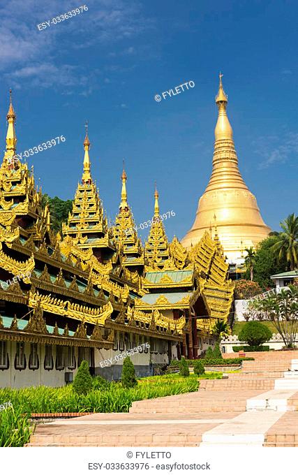 Southern staircase leading to Shwedagon Paya, the most sacred golden buddhist pagoda in Myanmar. Yangon, Myanmar