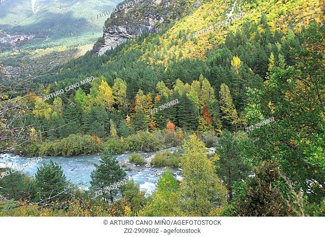The river Ara. Autumn on Valley of Ordesa and Monte Perdido National Park. Aragonese Pyrenees, Huesca province, Spain