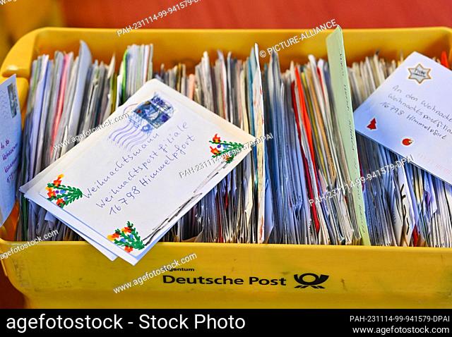14 November 2023, Brandenburg, Himmelpfort: There are countless letters with wish lists in the Christmas post office. Just under six weeks before Christmas Eve