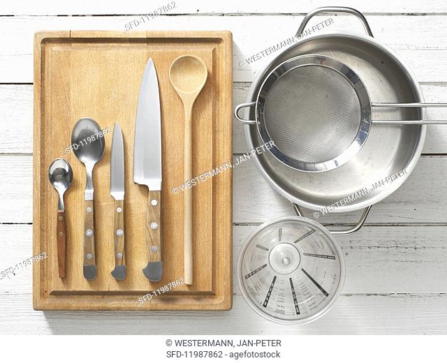 Kitchen utensils for making stews