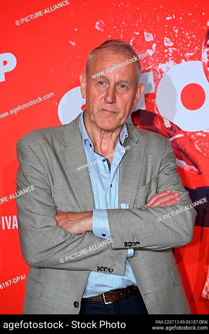 12 July 2022, North Rhine-Westphalia, Cologne: Louwrens Langevoort, Intendant of the Kölner Philharmonie comes to the VIP Premiere of the 25th Cologne...