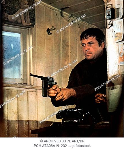 La cible hurlante Sitting Target  Year: 1972 - UK Oliver Reed  Director: Douglas Hickox. WARNING: It is forbidden to reproduce the photograph out of context of...