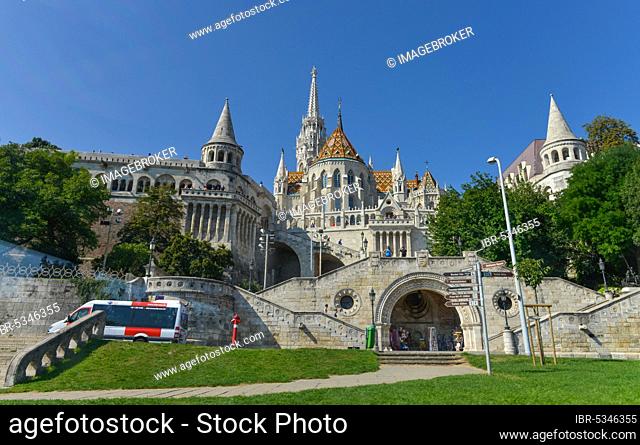 Matthias Church, Fishermen's Bastion, Castle Hill, Budapest, Hungary, Europe