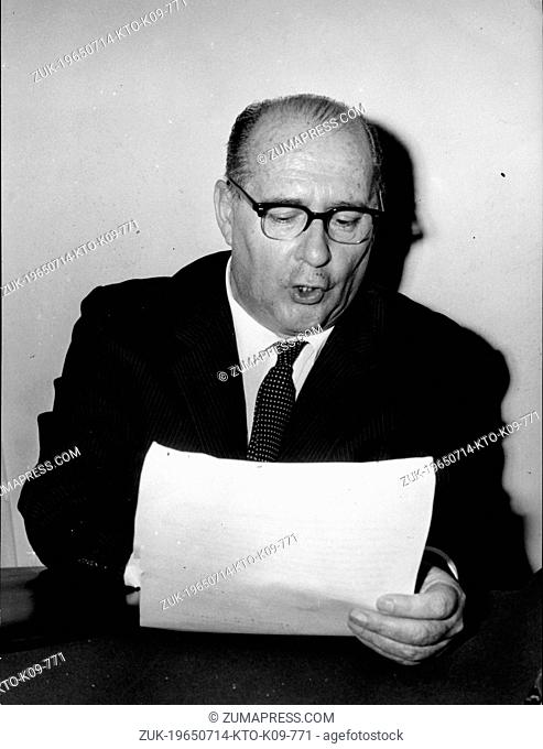 July 14, 1965 - Rome, Italy - Director ROBERTO ROSSELLINI (1906-1977), husband of actress Ingrid Bergman. PICTURED: Speaking at a press conference in Rome