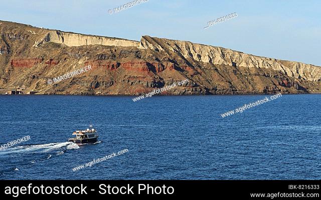 Small ferry, Oia to Thirasia, Oia, Santorini Island, Cyclades, Greece, Europe