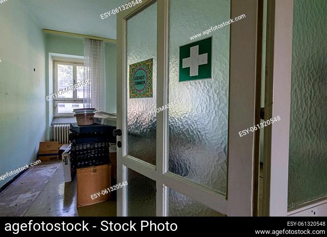 dienstzimmer in verlassenen alten krankenhaus