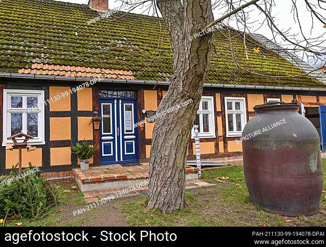 26 November 2021, Brandenburg, Groß Neuendorf: The building of the brownware pottery of potter Dannegger. He is one of the last brownware potters in Germany