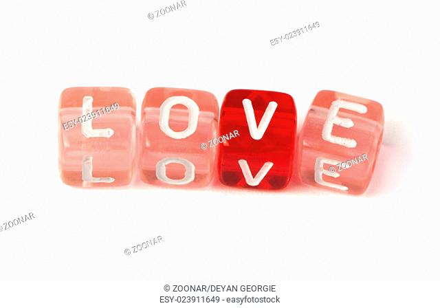 Word love on multicolored cubes