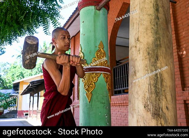 MYANMAR, BAGAN - OCTOBER 29, 2023: A monk in a Buddhist monastery. Yuri Smityuk/TASS