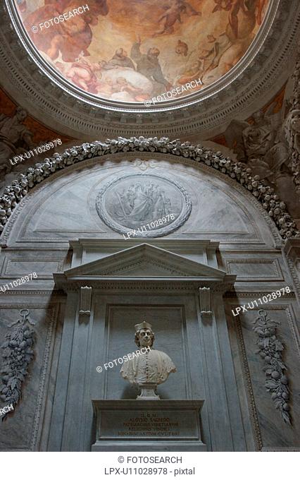 Capella Sagredo, San Francesco della Vigna, detail of ceiling and wall, with frescoes by Tiepolo
