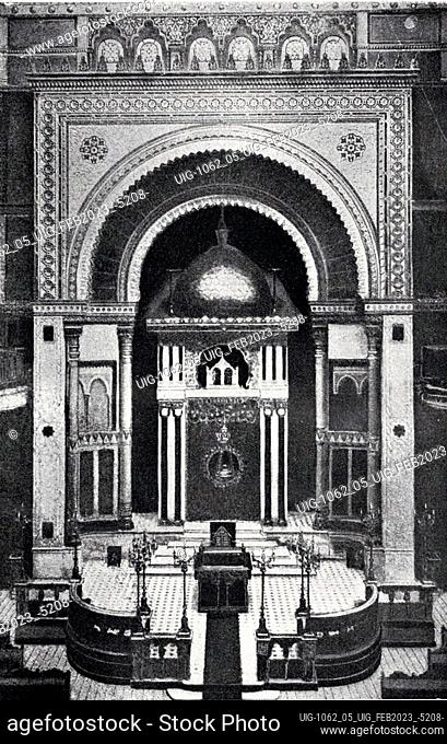Interior view of the so-called Turkish synagogue in Vienna. Illustration from Brockhaus and Efron Jewish Encyclopedia ca. before 1906