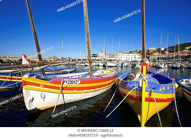 France, Pyrennees Orientales, Banyuls sur Mer, Catalan small boat